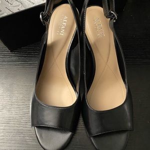 Alfani 10.5W Black Heels